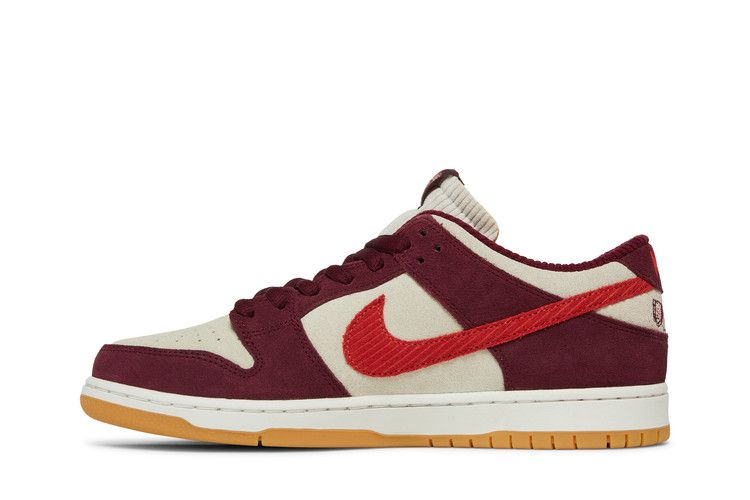 Nike SB Dunk Low Skate Like A Girl Bordeaux - DX4589-600