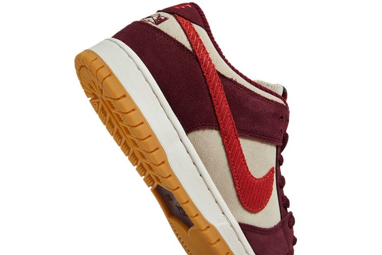 Nike SB Dunk Low Skate Like A Girl Bordeaux - DX4589-600