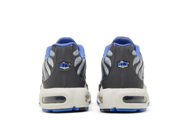 Nike Air Max Plus SE Social FC - DQ3981-001