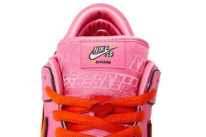 Nike SB Dunk Low The Powerpuff Girls Blossom - FD2631-600