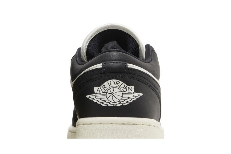 Air Jordan Air Jordan 1 Low SE Vintage Panda - FB9893-101