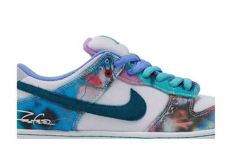 Nike SB Dunk Low Futura Laboratories Bleached Aqua - HF6061-400