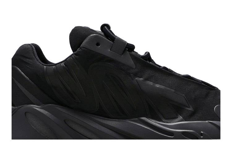 Adidas Yeezy 700 MNVN Triple Black - FV4440