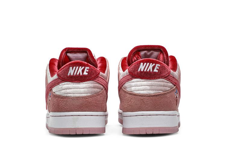 Nike SB Dunk Low StrangeLove - CT2552-800