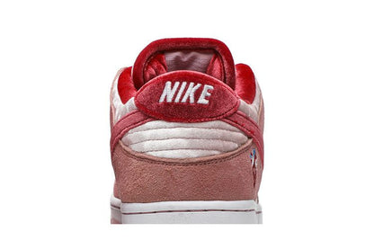 Nike SB Dunk Low StrangeLove - CT2552-800