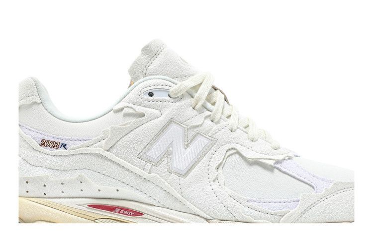 New Balance 2002R Protection Pack Sea Salt - M2002RDC