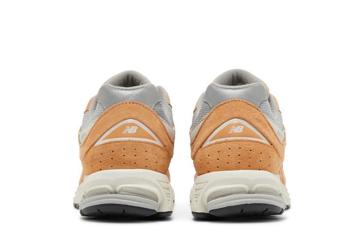 New Balance 2002R Sweet Caramel - M2002RHM