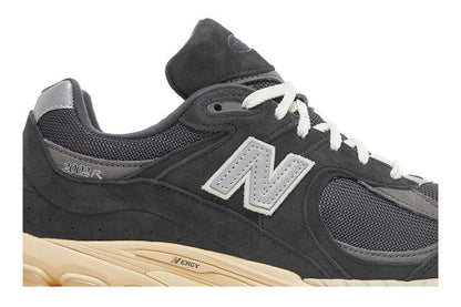 New Balance 2002R Black Dark Grey - M2002RHO