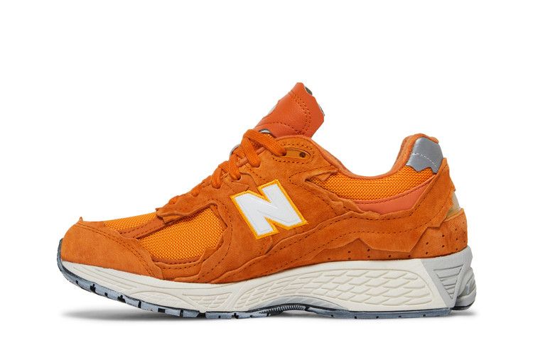 New Balance 2002R Protection Pack Vintage Orange - M2002RDE