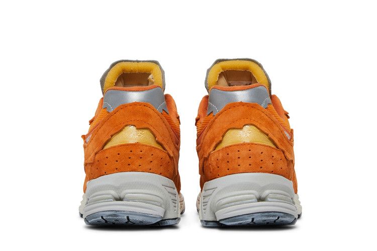 New Balance 2002R Protection Pack Vintage Orange - M2002RDE