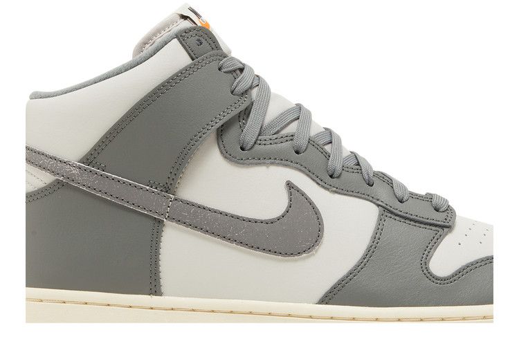 Nike Dunk High Vintage Light Bone Grey - DM0582-001