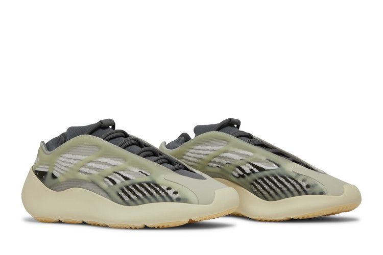 Adidas Yeezy 700 V3 Fade Salt - ID1674