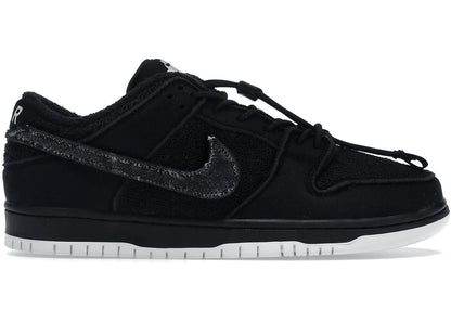 Nike SB Dunk Low Gnarhunters - DH7756-010